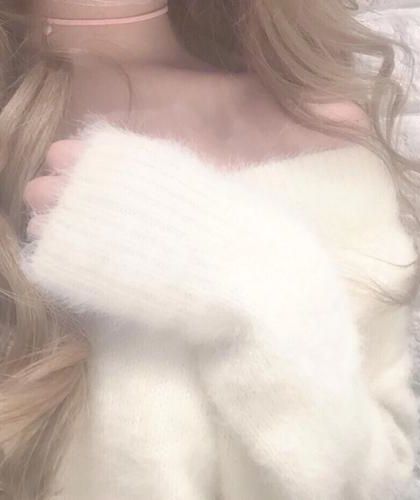 穿越荒年：捡个美人当老婆by茶米油盐酱醋茶