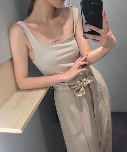 [更17]年级第一吃奶有瘾（高H） 作者：减肥我不吃