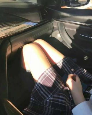 《穿越七零军婚后在大院被人羡慕仰望》（精校版全本by番外完）作者：浮世山脉