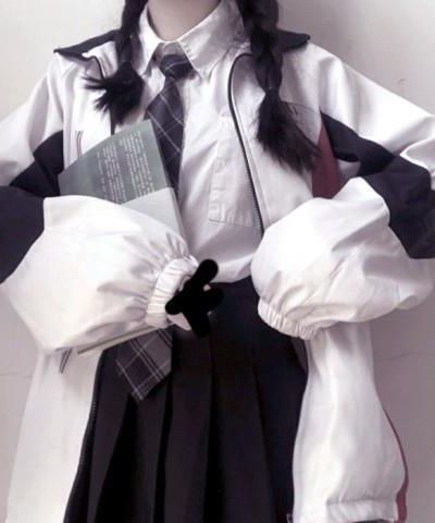 [np 完结]《艳情岁月（古言纯肉 父女乱伦 大奶）》作者：千本桃